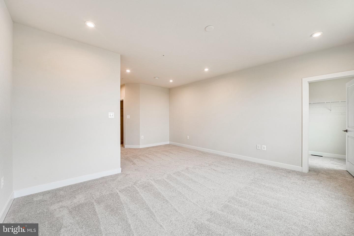 14055 Sunrise Valley Dr Property Photo 22