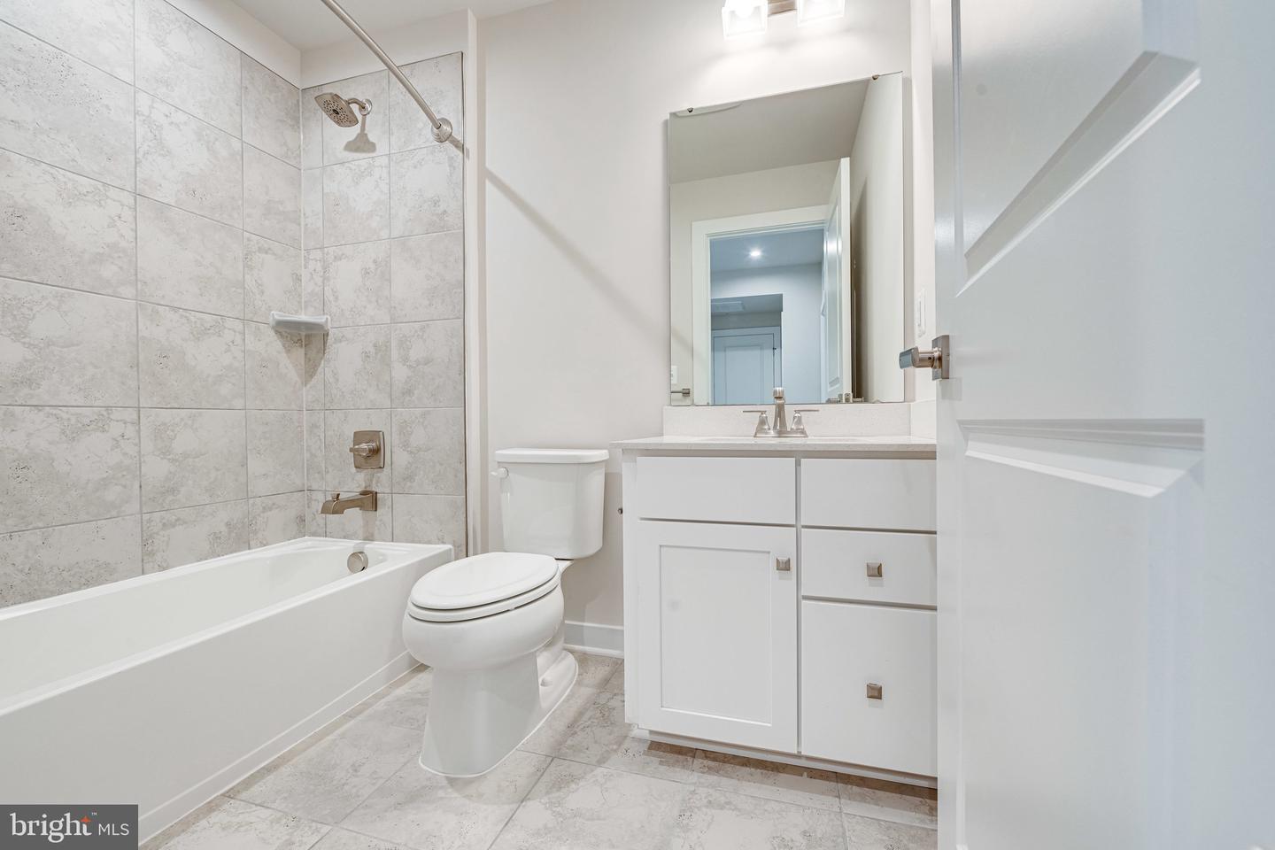 14055 Sunrise Valley Dr Property Photo 28
