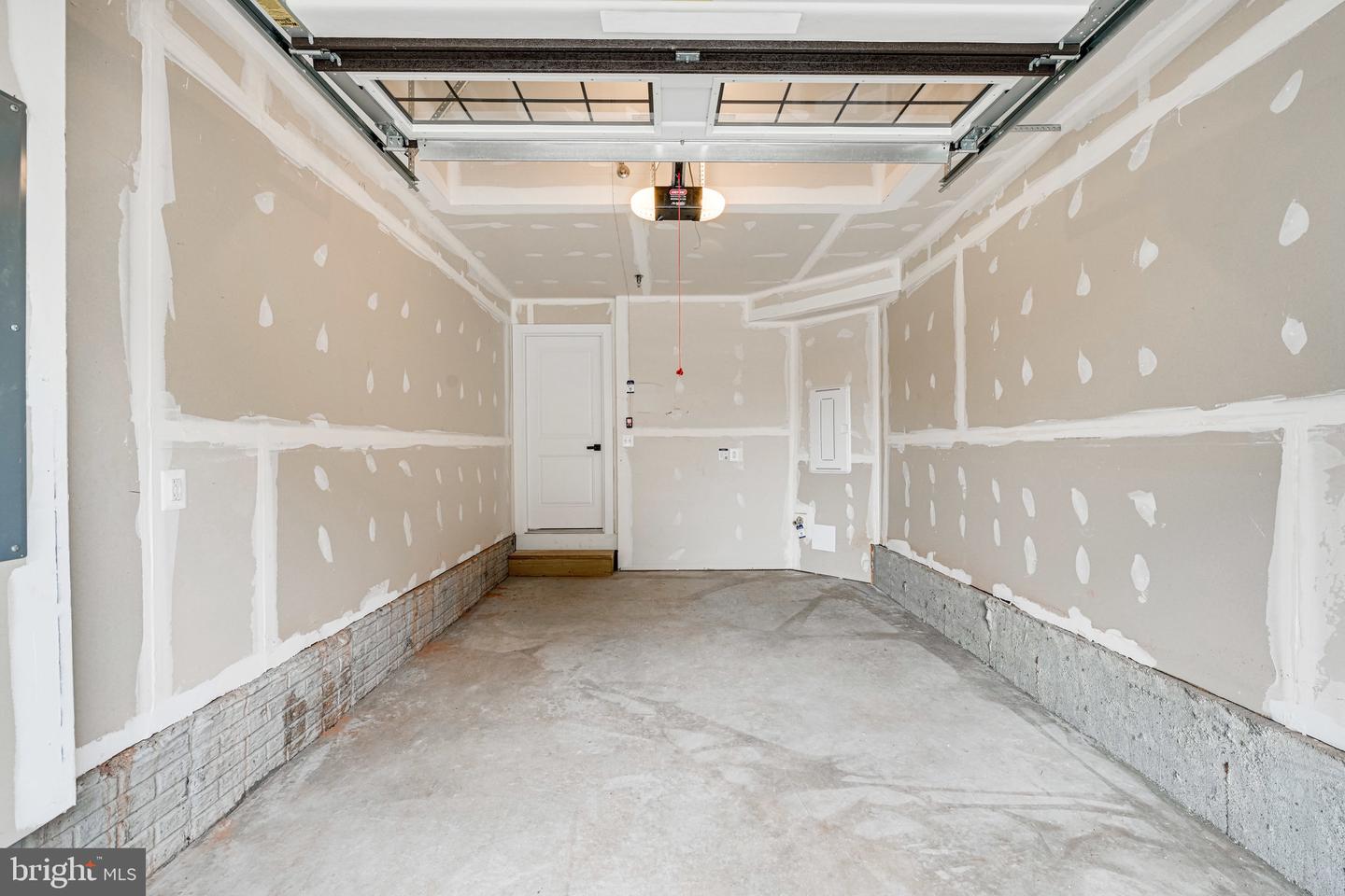 14055 Sunrise Valley Dr Property Photo 38