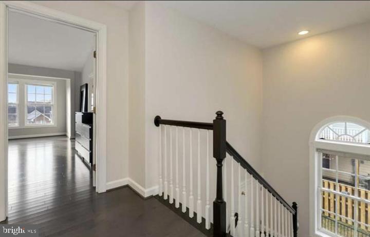 8441 Kirby Lionsdale Dr Property Photo 16