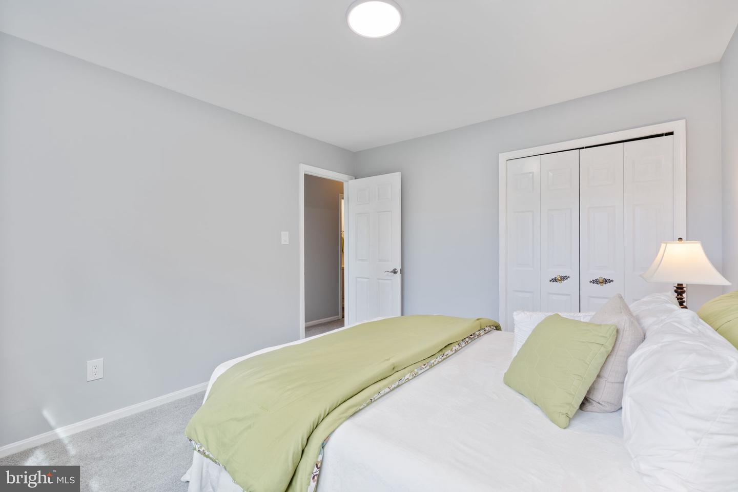 4552 King Edward Ct Property Photo 22