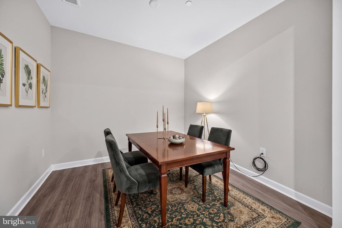 3925 Fair Ridge Dr #303 Property Photo 12