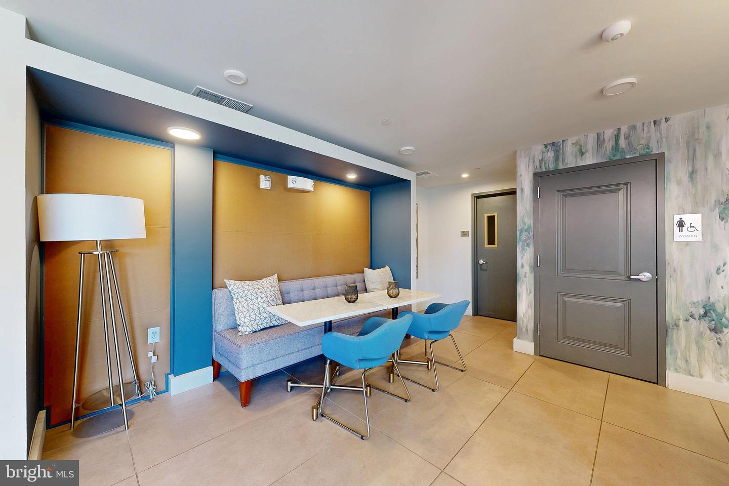 3925 Fair Ridge Dr #303 Property Photo 17