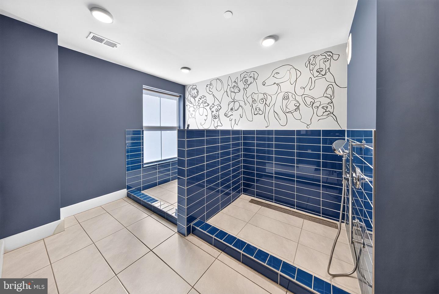3925 Fair Ridge Dr #303 Property Photo 18