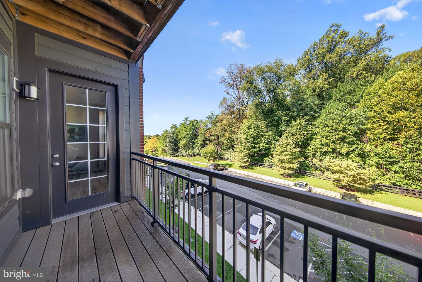 3925 Fair Ridge Dr #303 Property Photo 33
