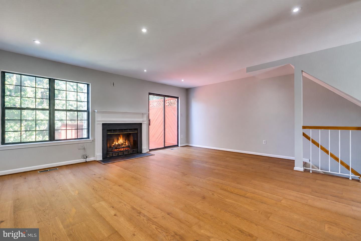 13656 Wildflower Ln Property Photo 10