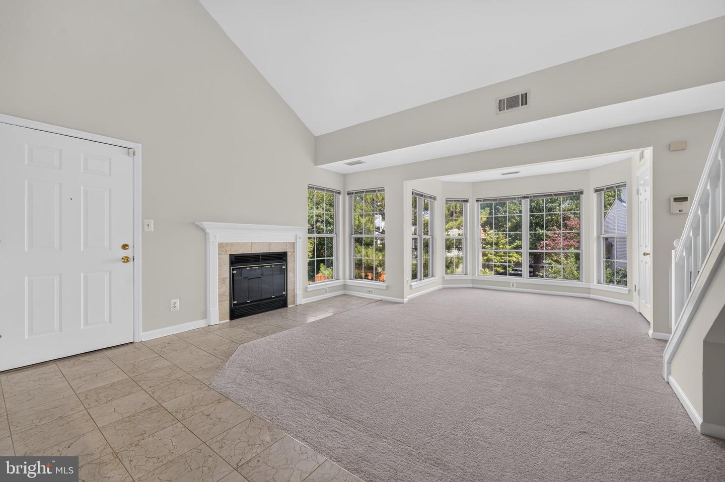 4501 Hazeltine Ct #g Property Photo 8