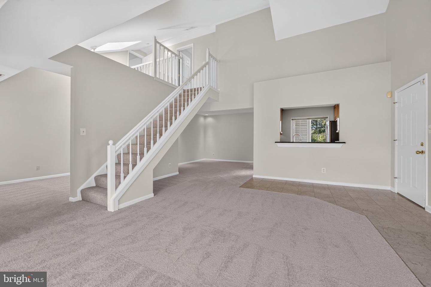 4501 Hazeltine Ct #g Property Photo 9