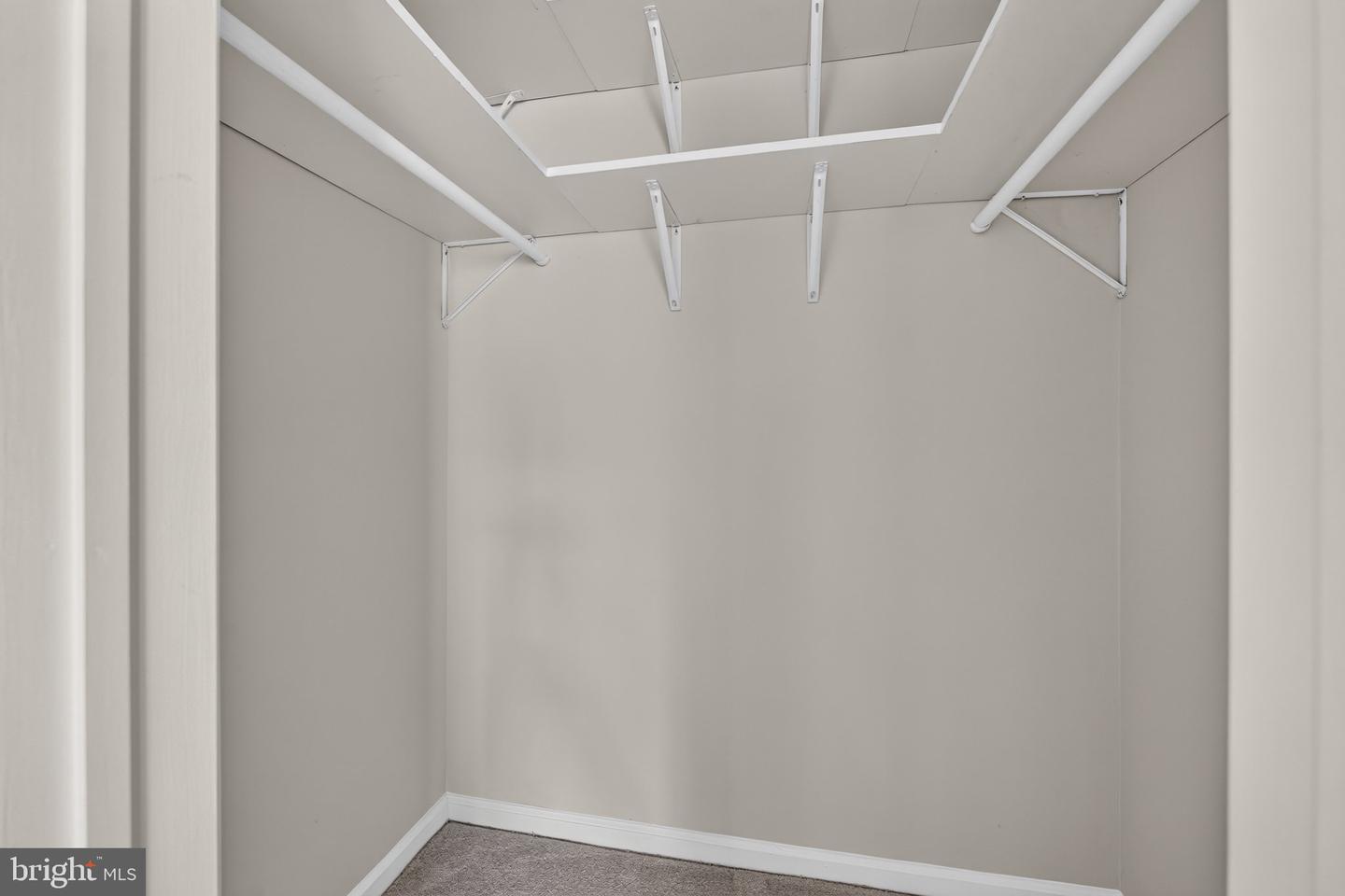 4501 Hazeltine Ct #g Property Photo 23