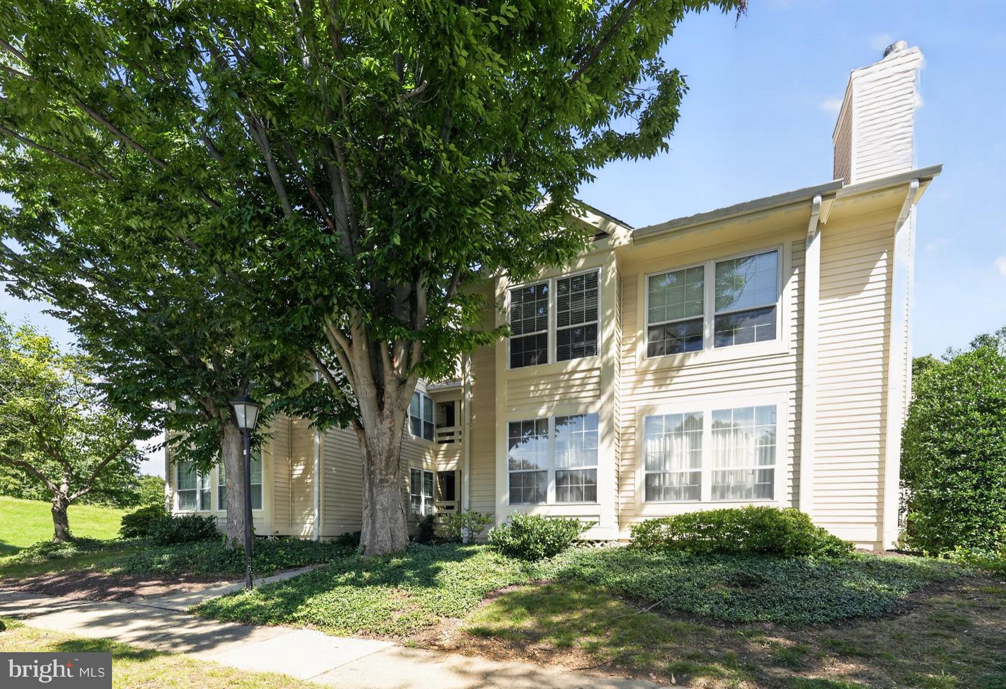 4501 Hazeltine Ct #g Property Photo 34