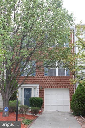 2555 CHASE WELLESLEY DR Property Photo 1