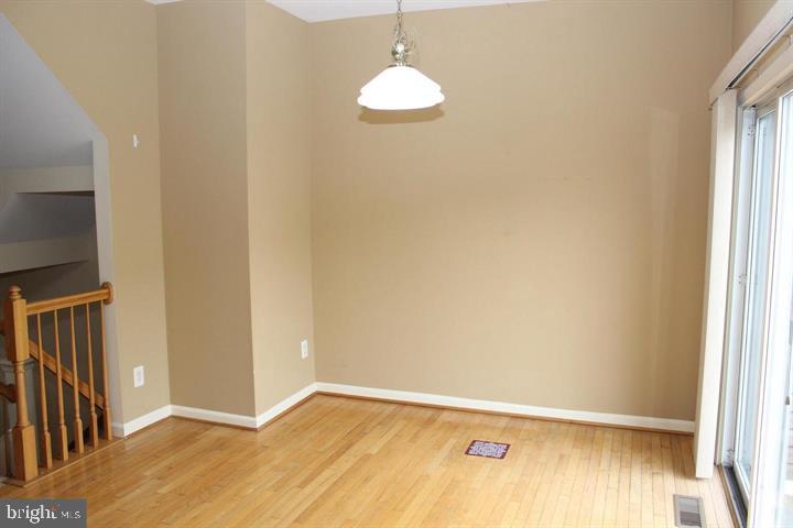 2555 Chase Wellesley Dr Property Photo 8