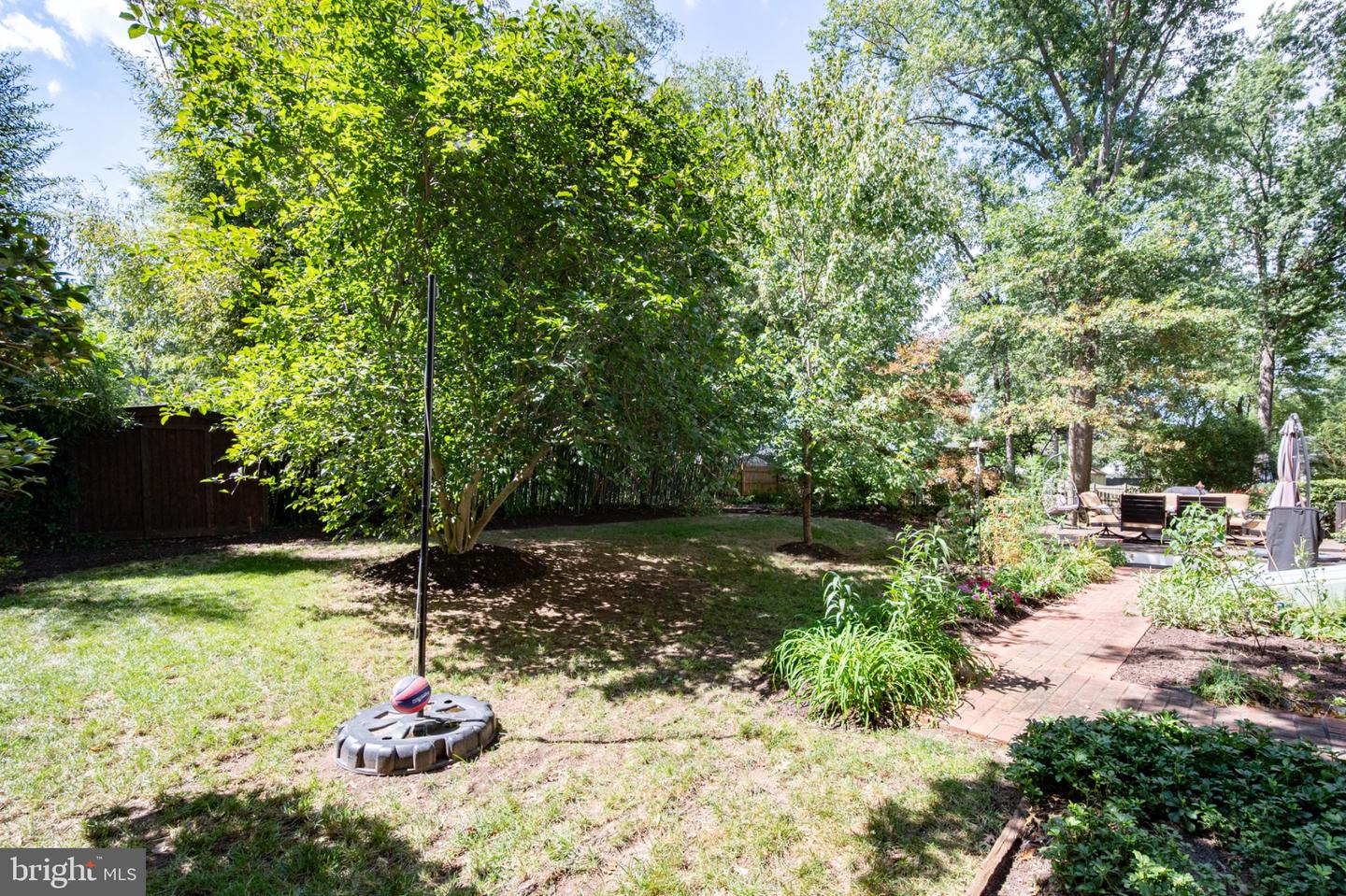 8620 Yardley Dr Property Photo 50