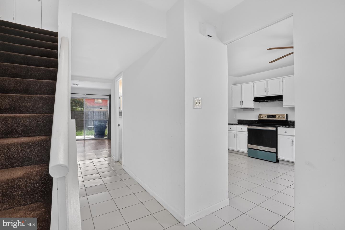 1151 Dublin Pl Property Photo 5