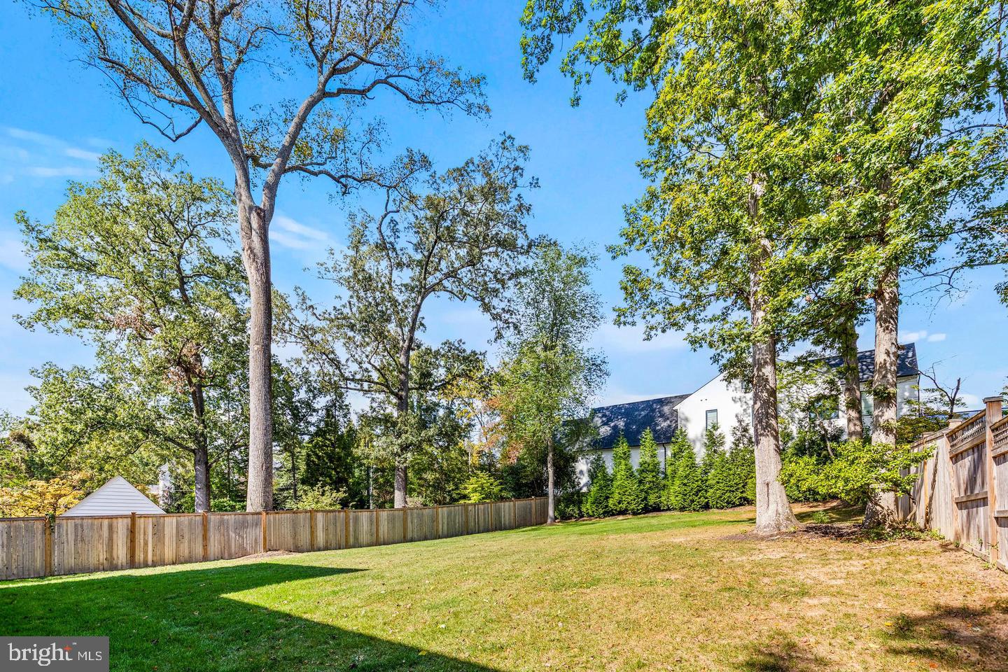 6884 Churchill Rd Property Photo 71