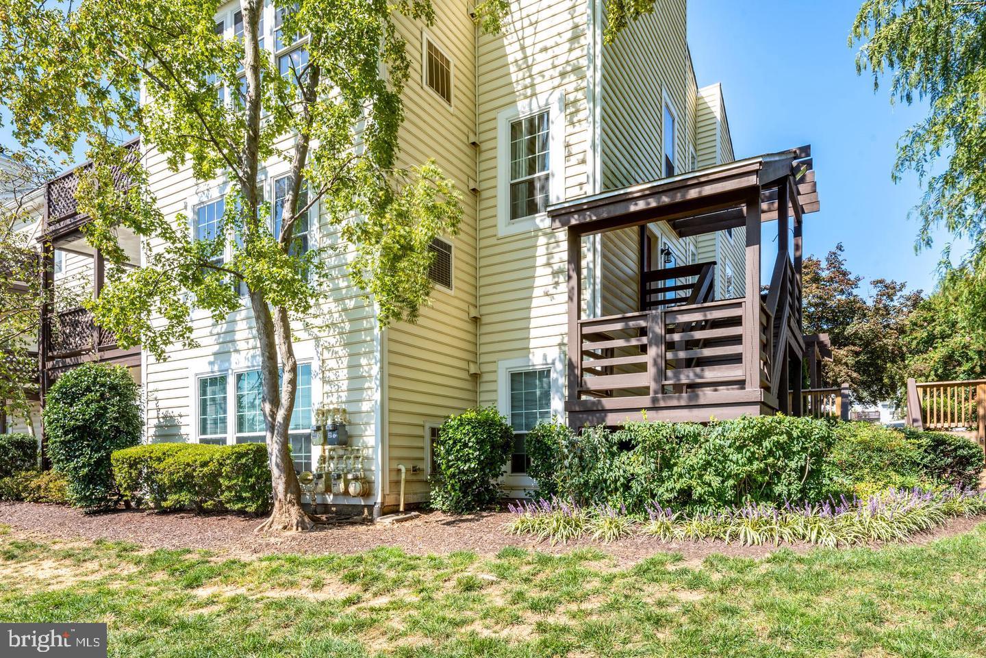 10107 OAKTON TERRACE RD