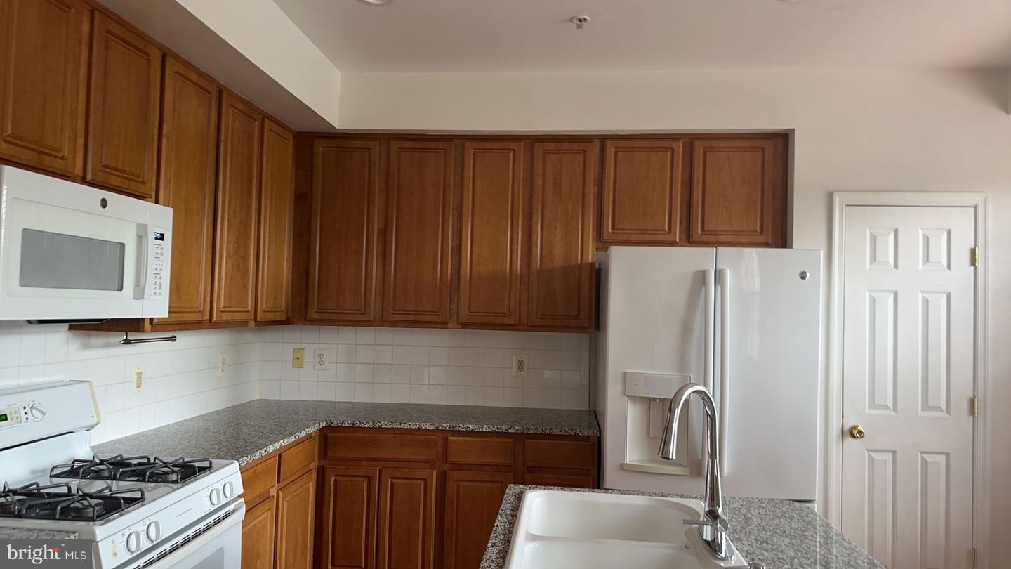 6409 Nice Pl Property Photo 6