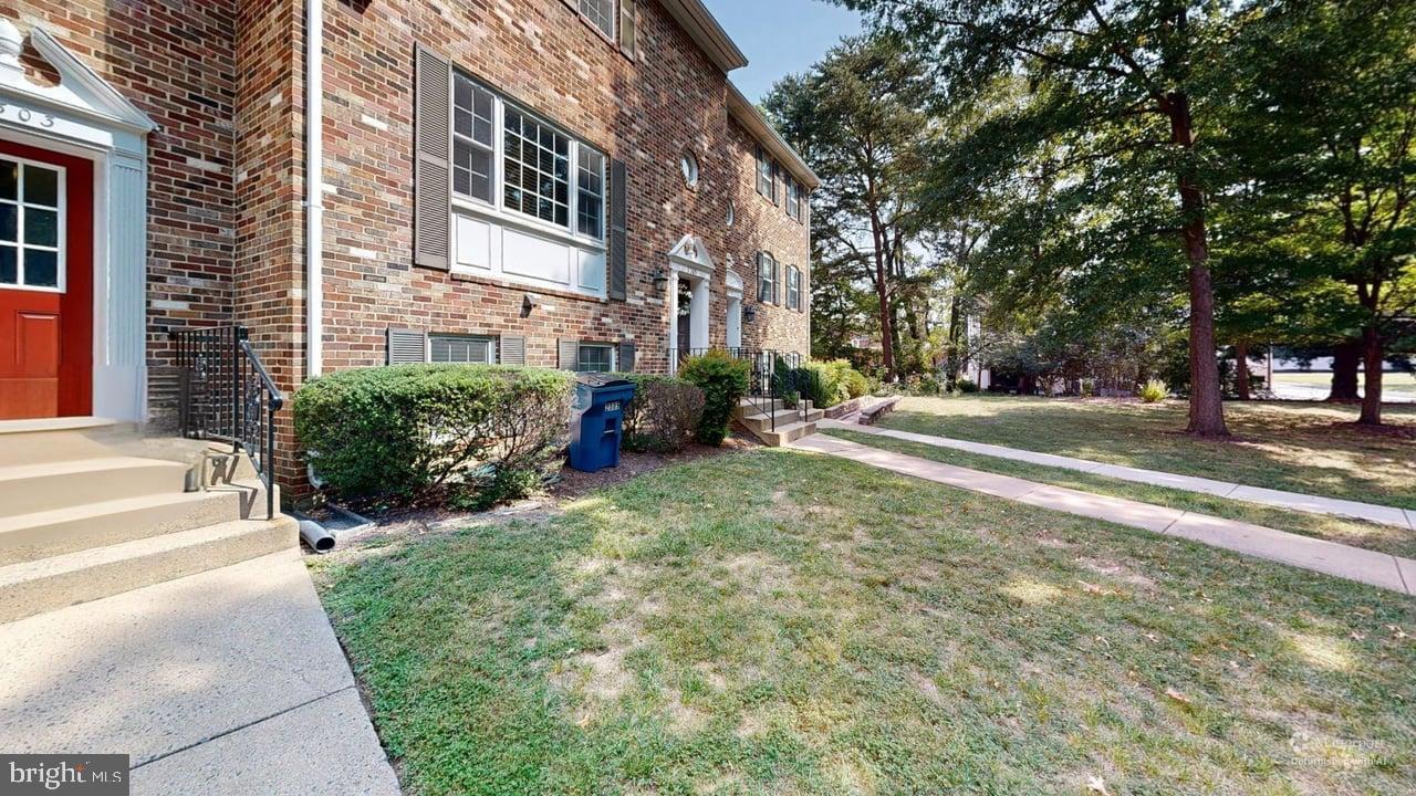 2303 Mcgregor Ct Property Photo 30