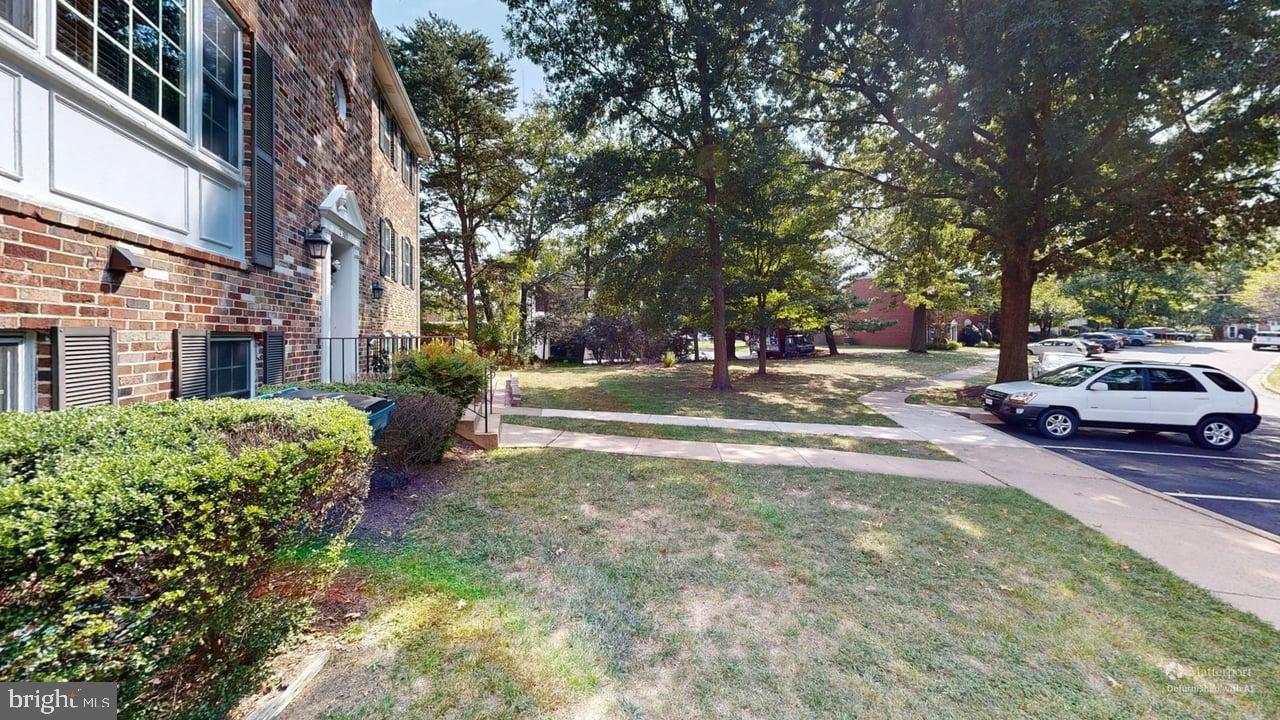 2303 Mcgregor Ct Property Photo 32