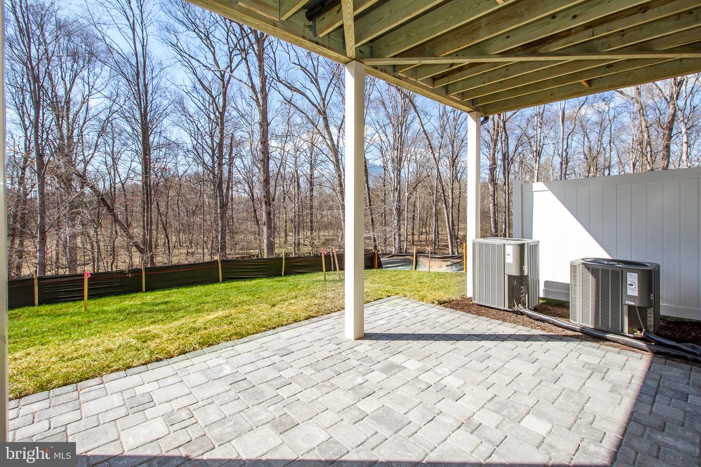 4932 Trail Vista Ln Property Photo 7