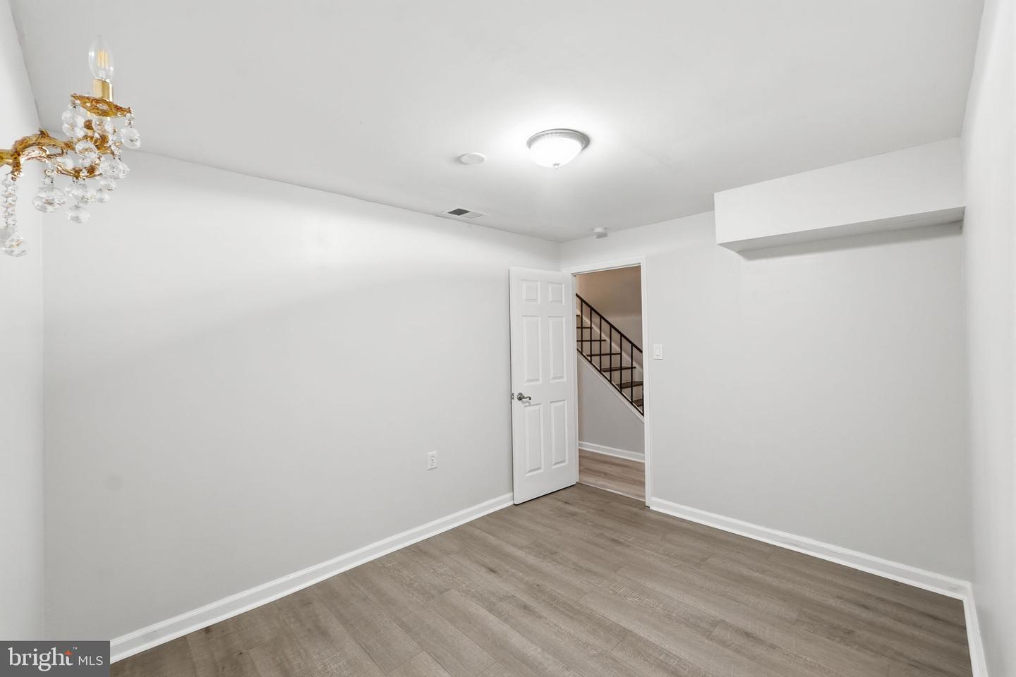 8562 Tyrolean Way Property Photo 25
