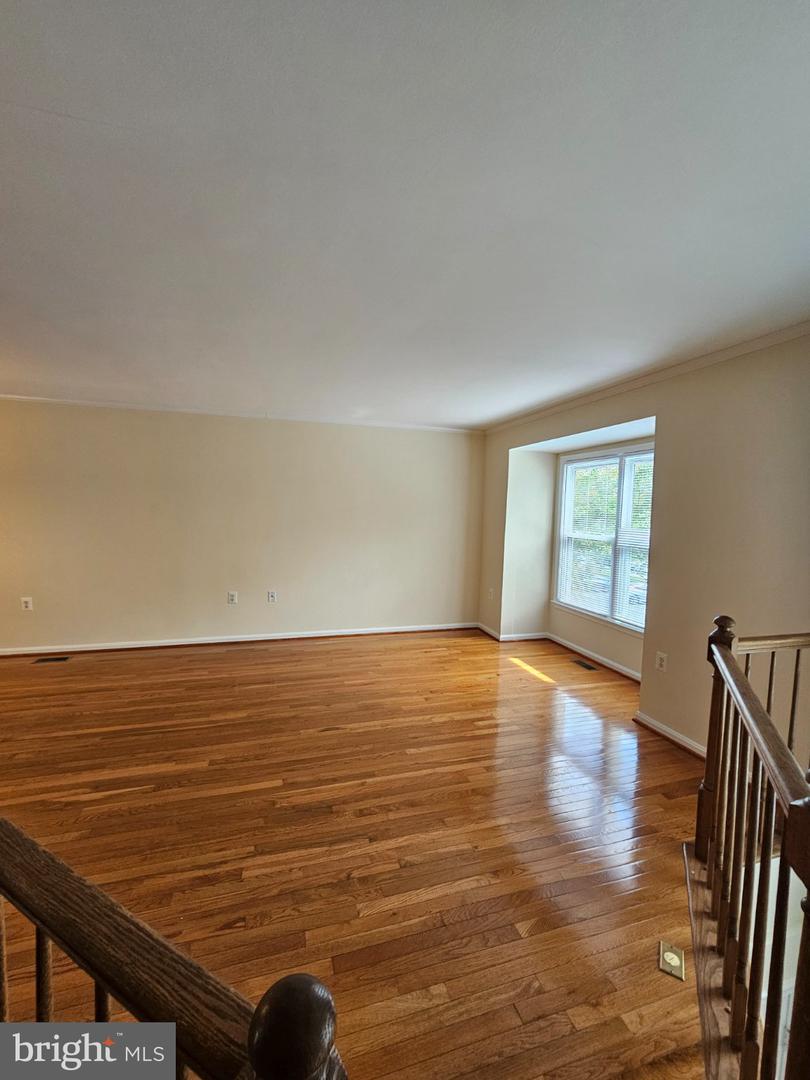 13918 Ludington Pl Property Photo 13