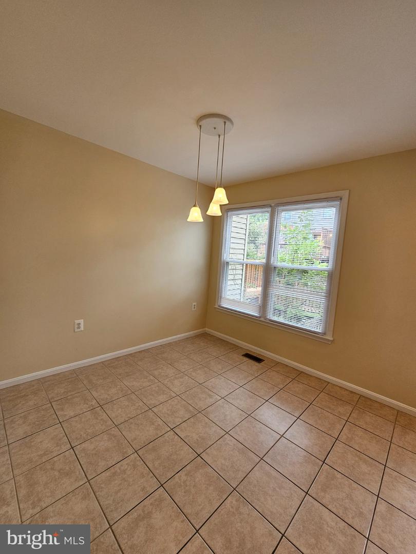 13918 Ludington Pl Property Photo 16
