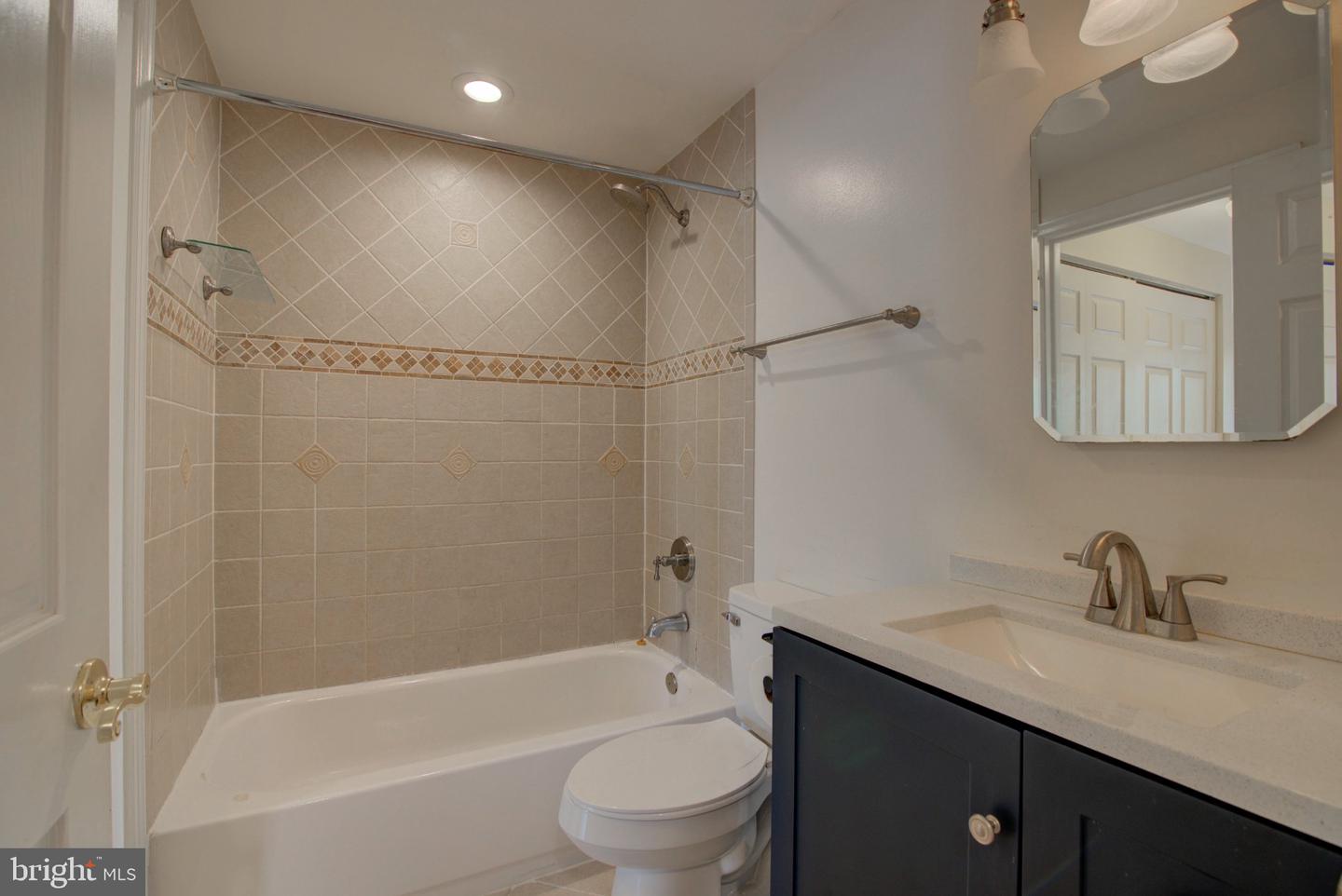 8541 Koluder Property Photo 17
