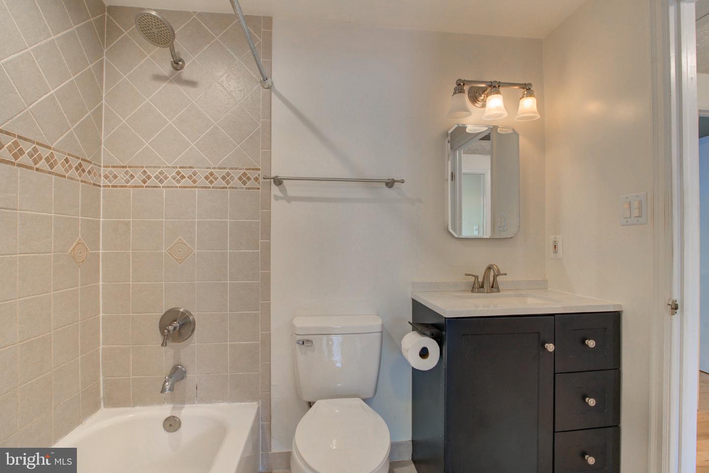 8541 Koluder Property Photo 18