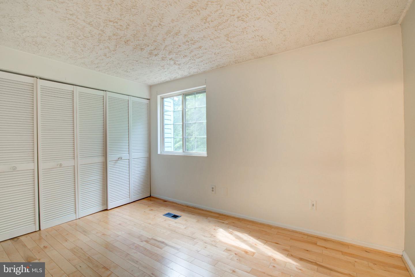 8541 Koluder Property Photo 22