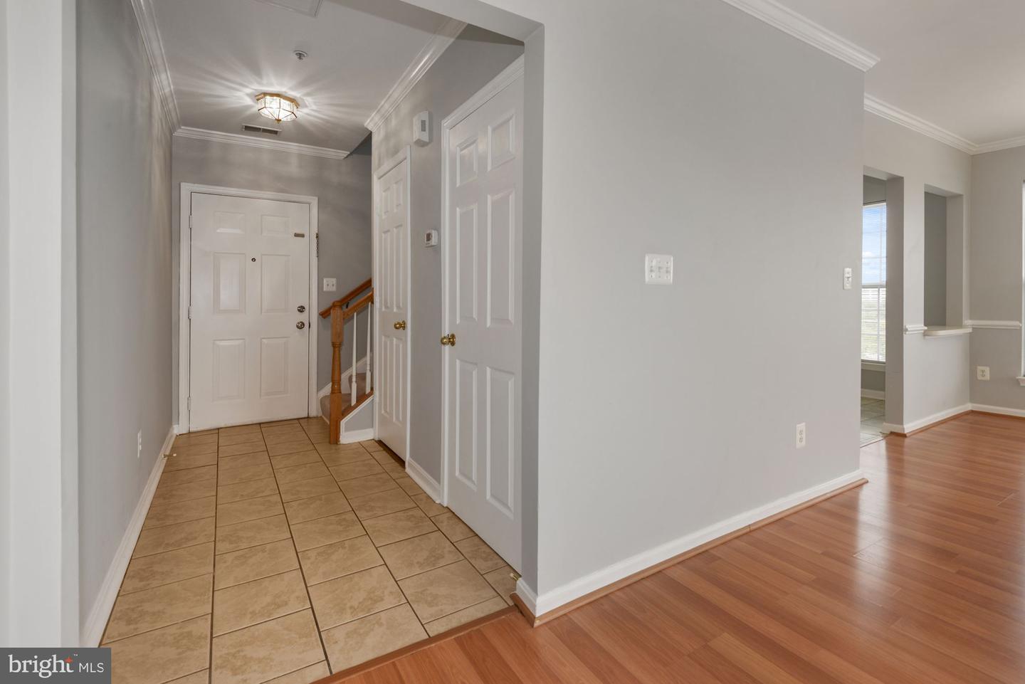 2480 Angeline Dr #302 Property Photo 6