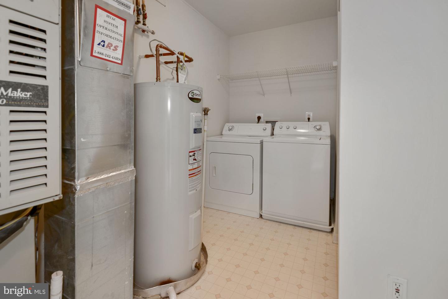 2480 Angeline Dr #302 Property Photo 31