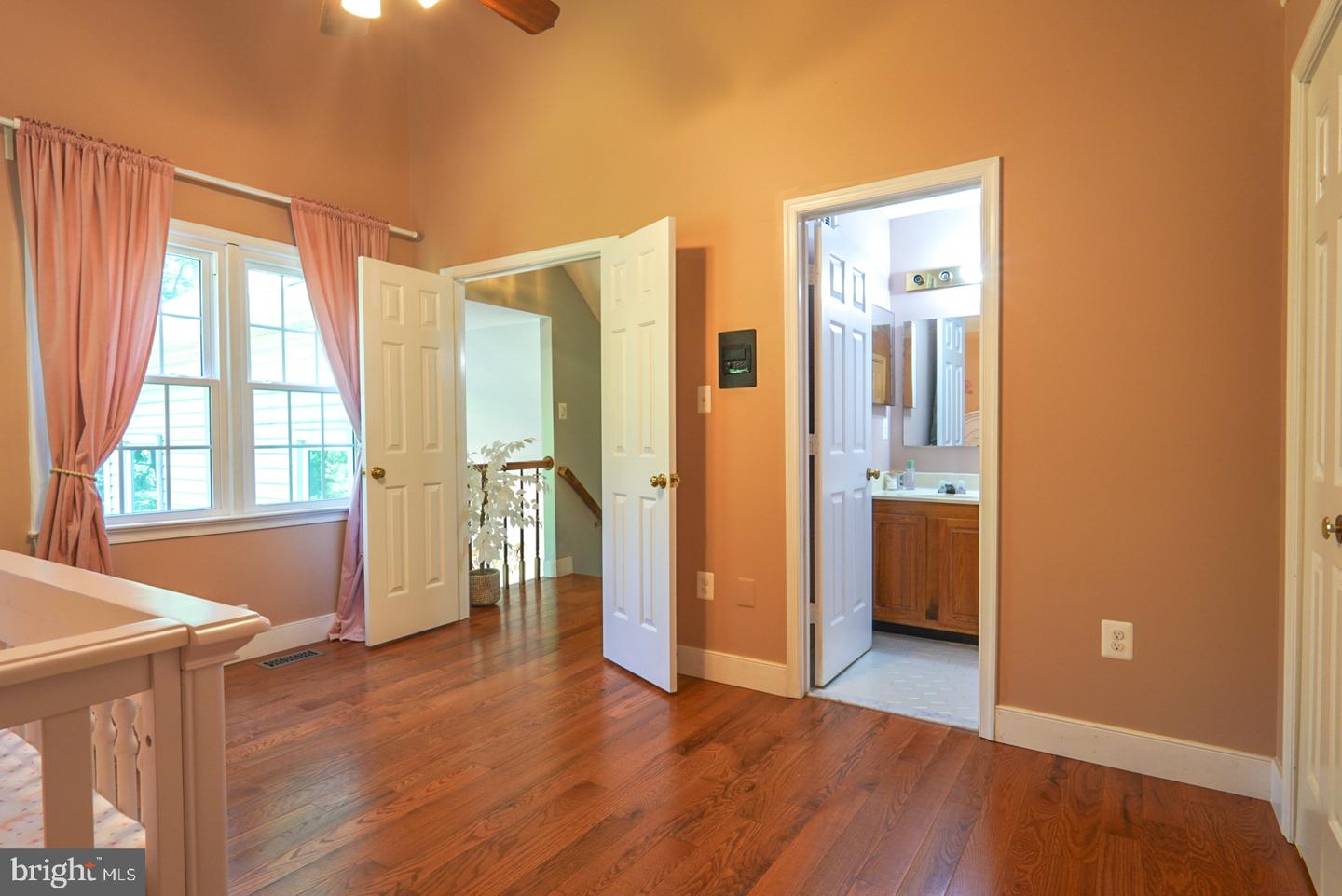 8110 Clifforest Dr Property Photo 17
