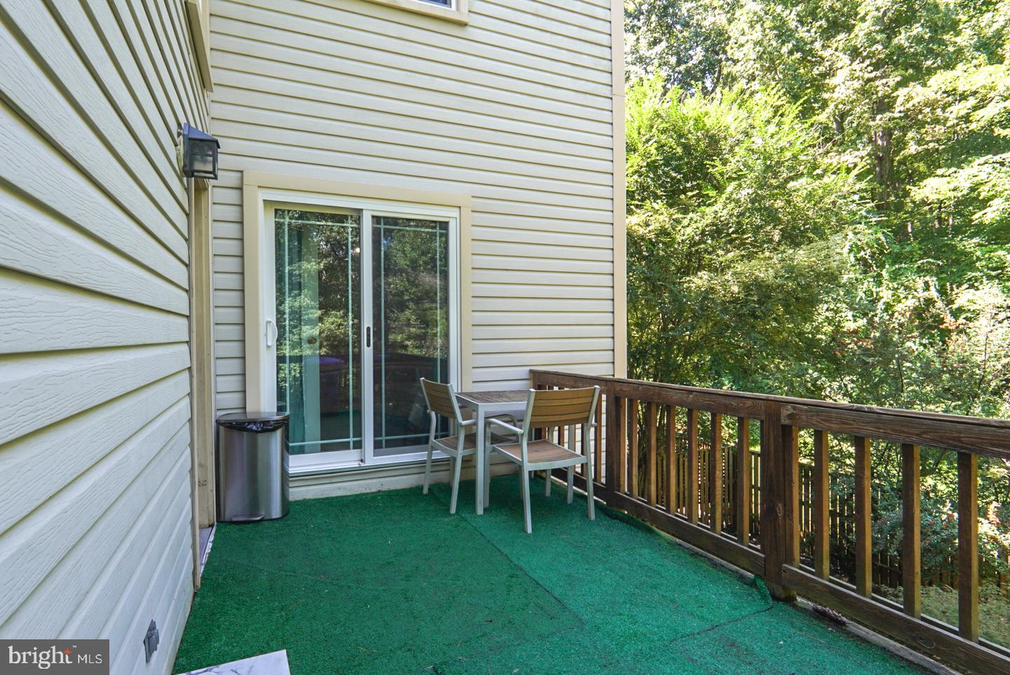 8110 Clifforest Dr Property Photo 28