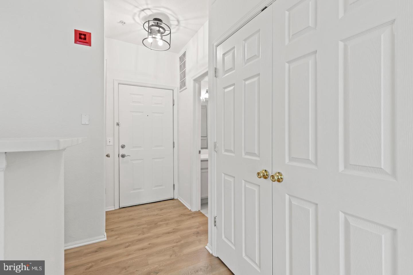 1530 Spring Gate Dr #9106 Property Photo 3