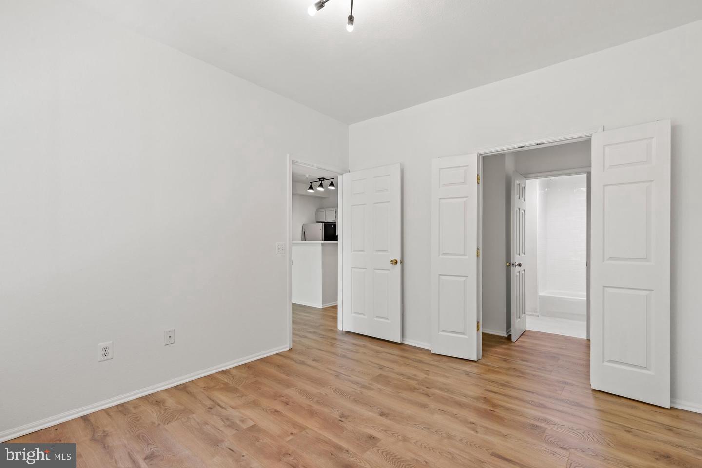 1530 Spring Gate Dr #9106 Property Photo 18