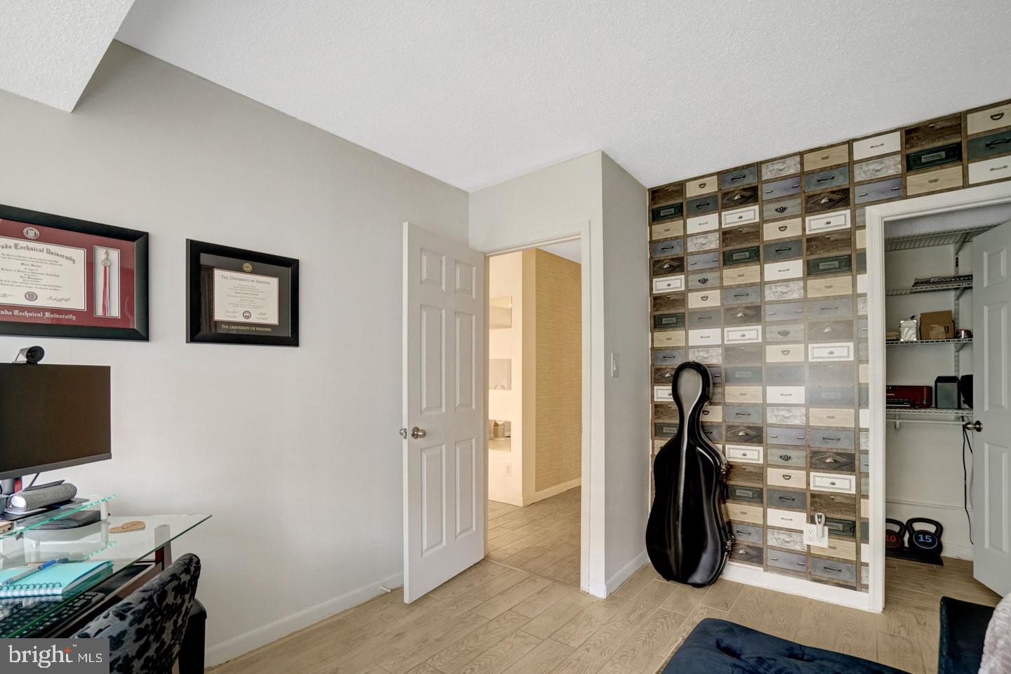 3709 S George Mason Dr #415e Property Photo 28