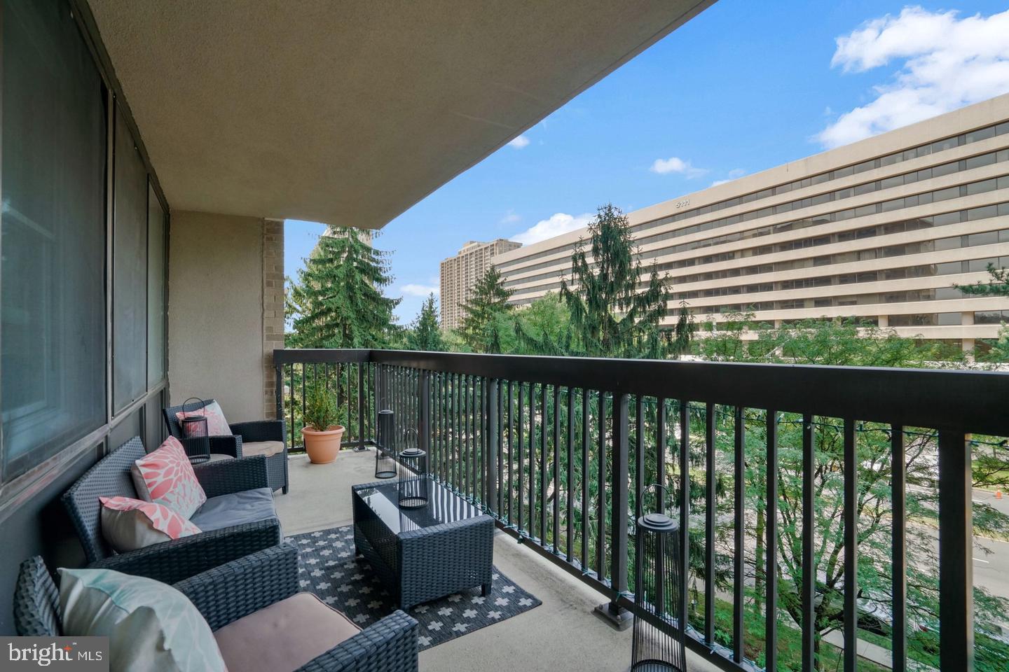 3709 S George Mason Dr #415e Property Photo 31