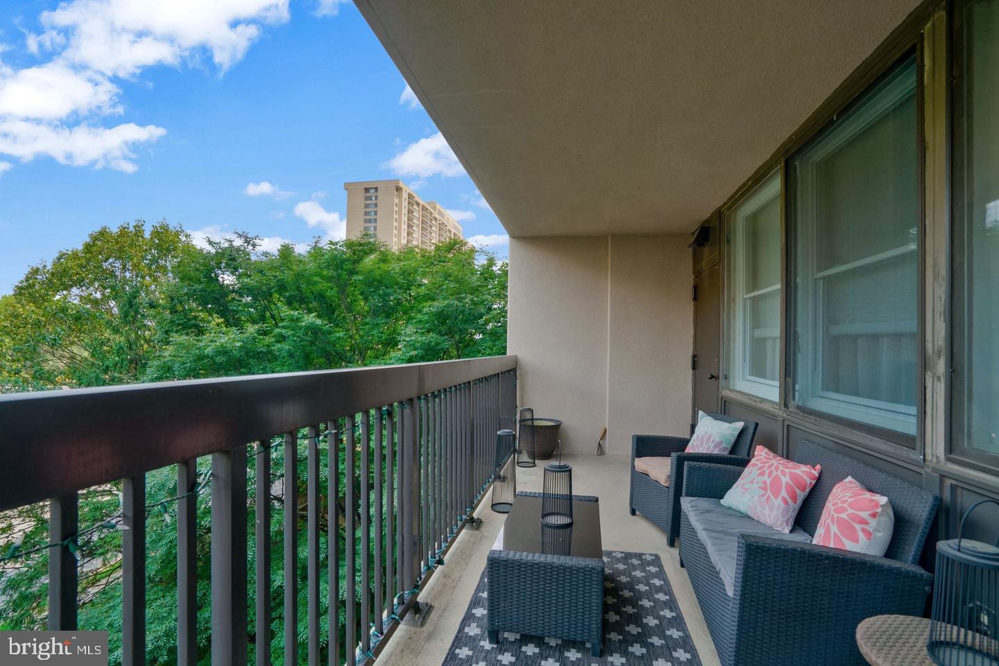 3709 S George Mason Dr #415e Property Photo 32
