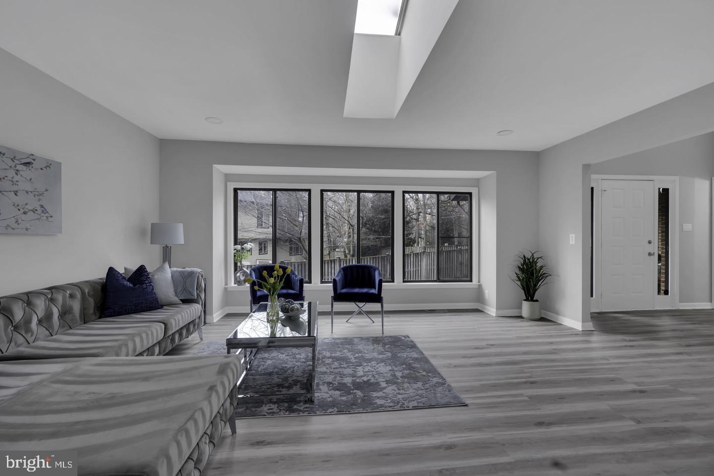 10422 Woodbury Woods Ct Property Photo 4