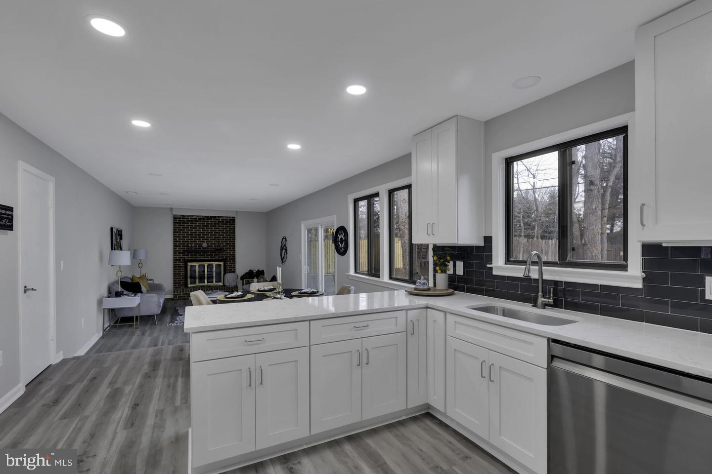 10422 Woodbury Woods Ct Property Photo 10
