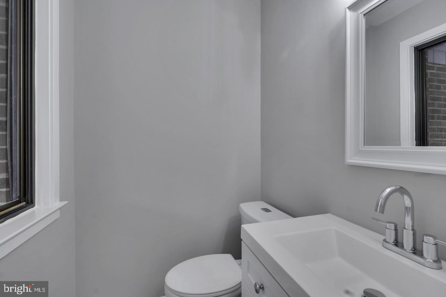 10422 Woodbury Woods Ct Property Photo 16