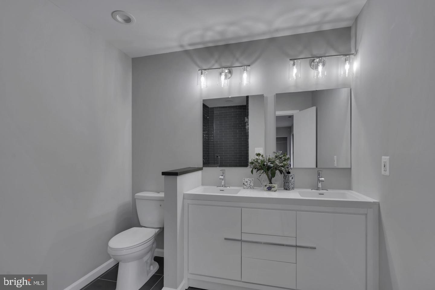10422 Woodbury Woods Ct Property Photo 27