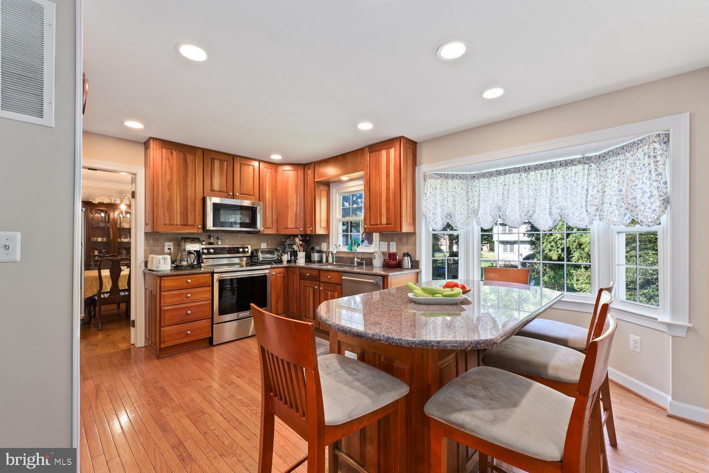 10221 Eagle Landing Ct Property Photo 10