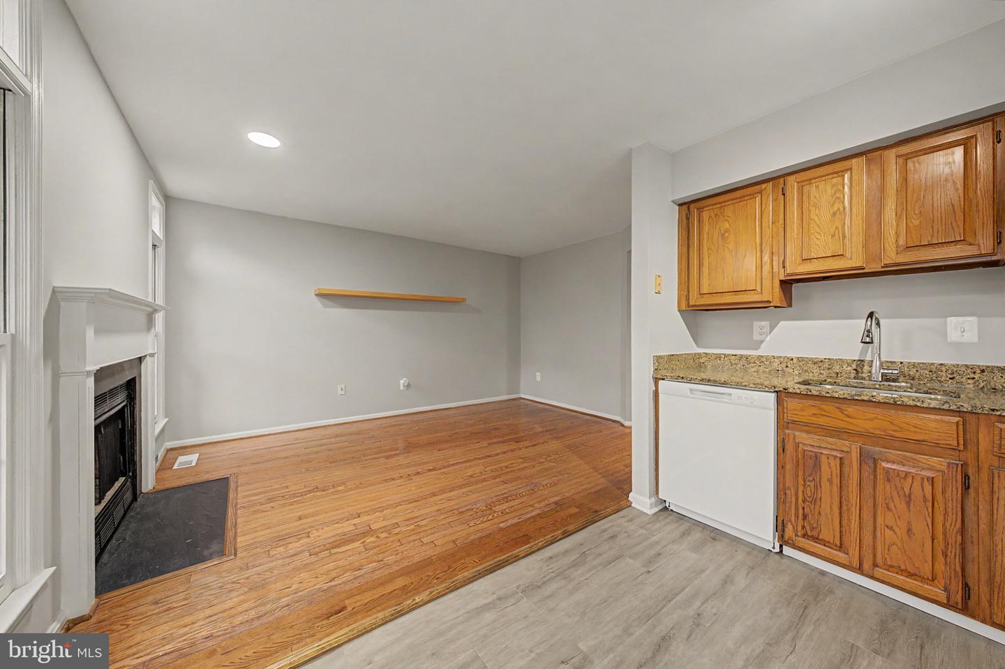 6952 Compton Ln Property Photo 13