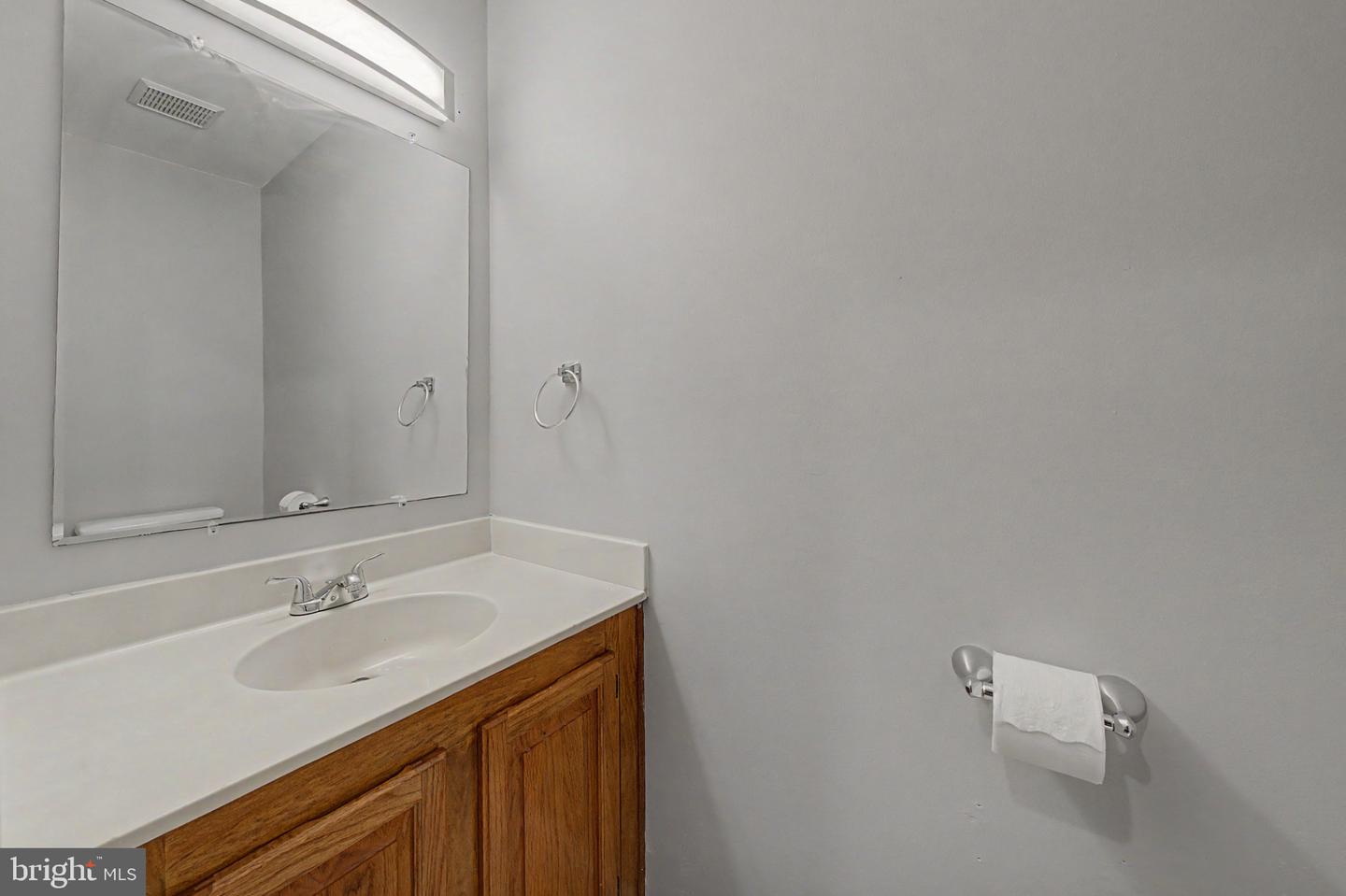 6952 Compton Ln Property Photo 14