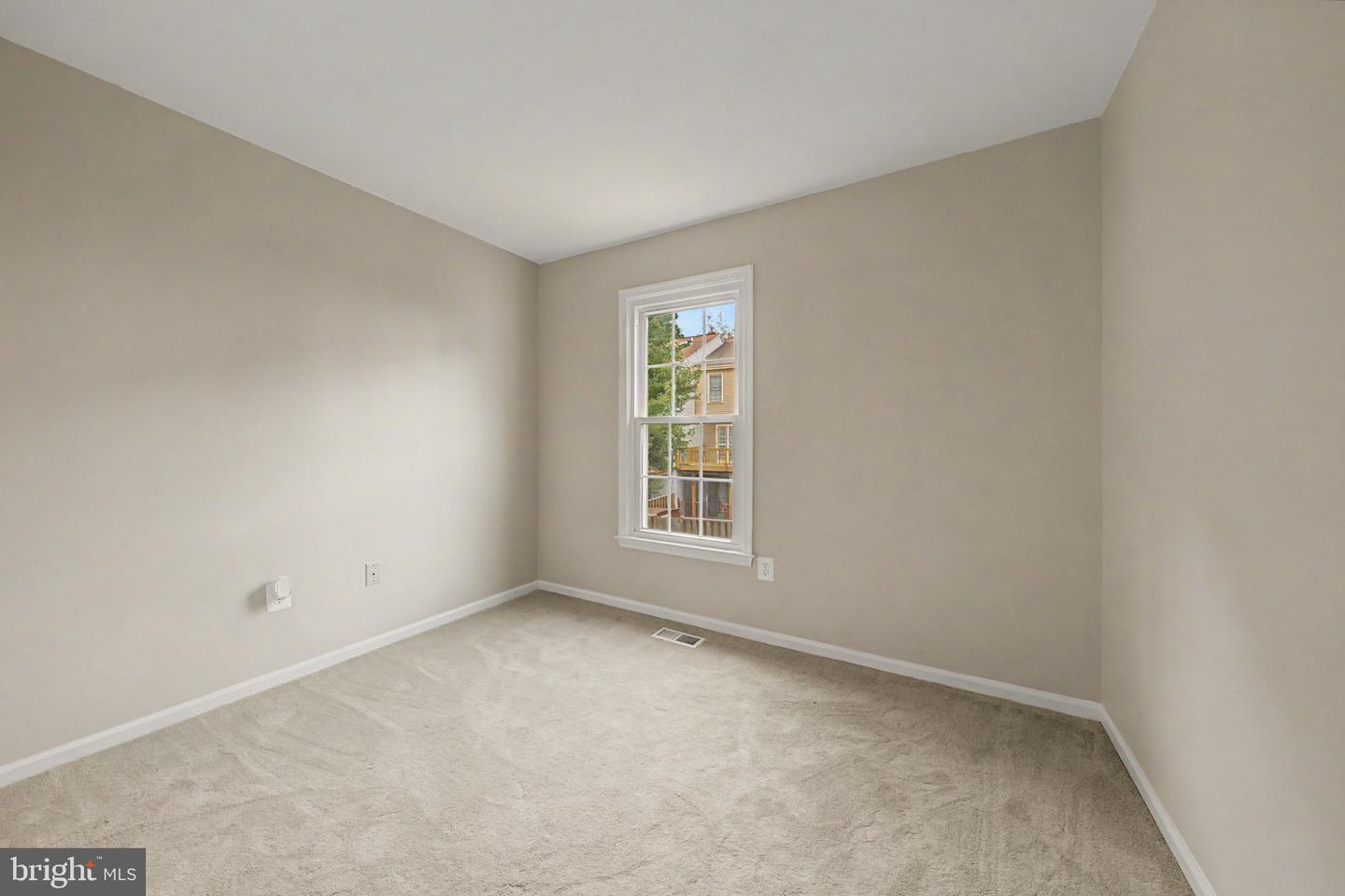 6952 Compton Ln Property Photo 22