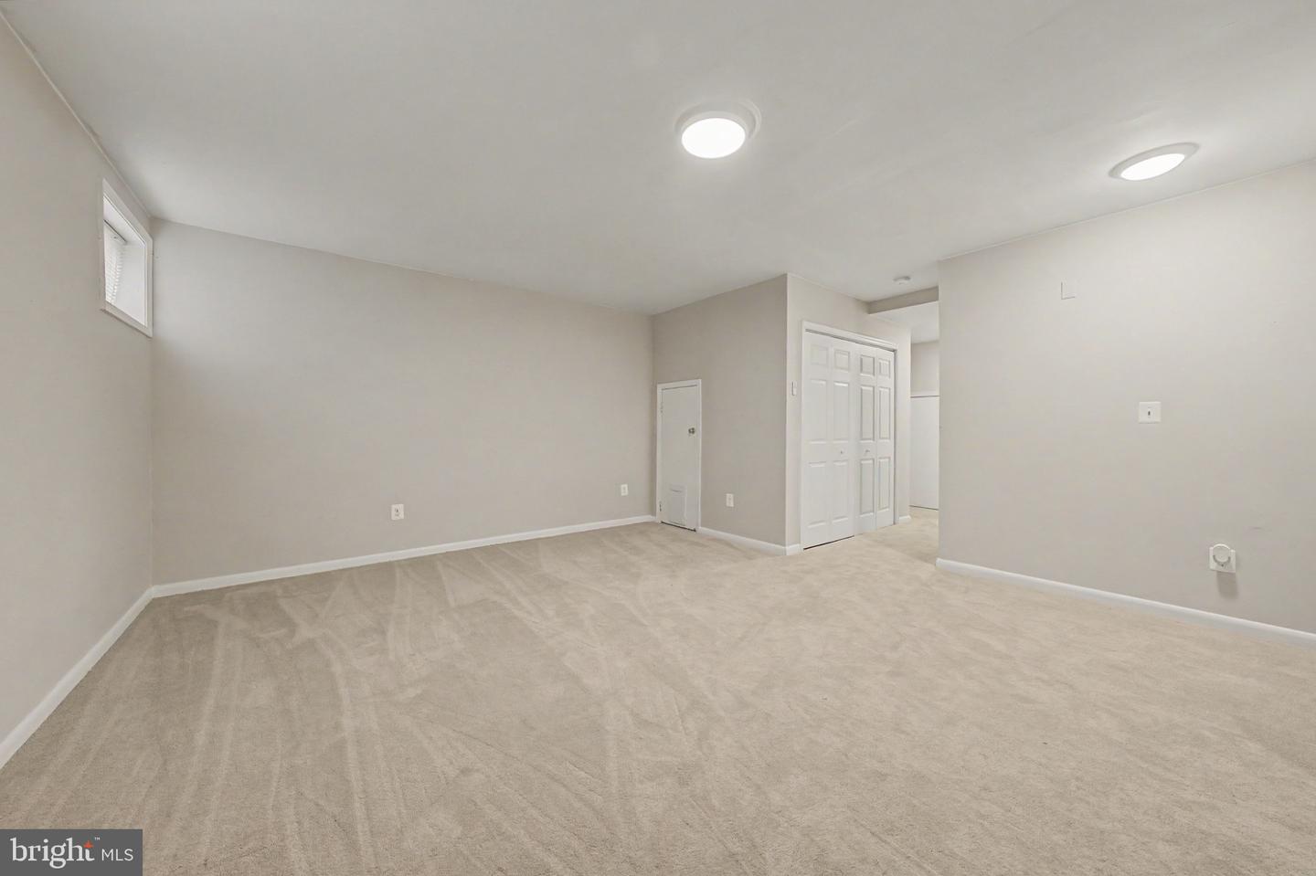 6952 Compton Ln Property Photo 27