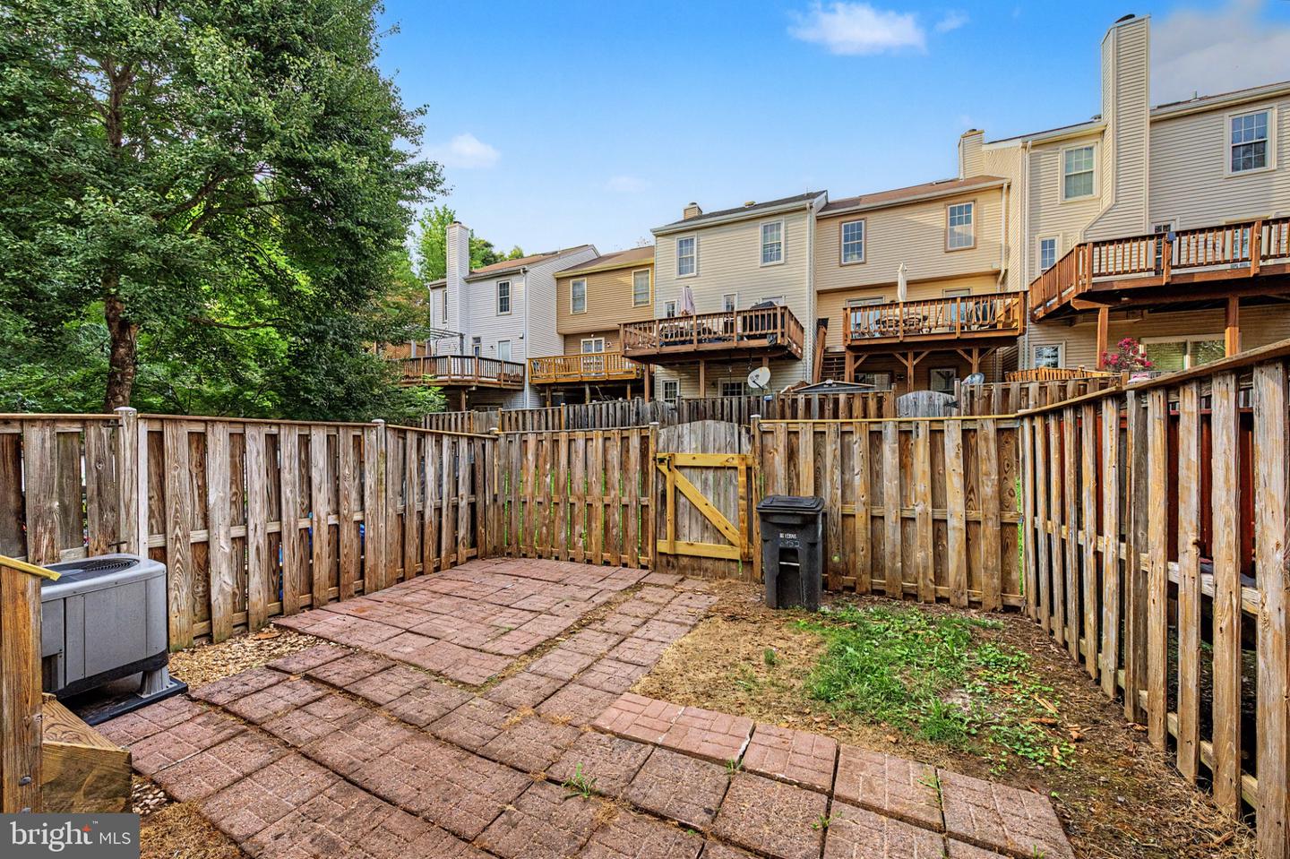 6952 Compton Ln Property Photo 34