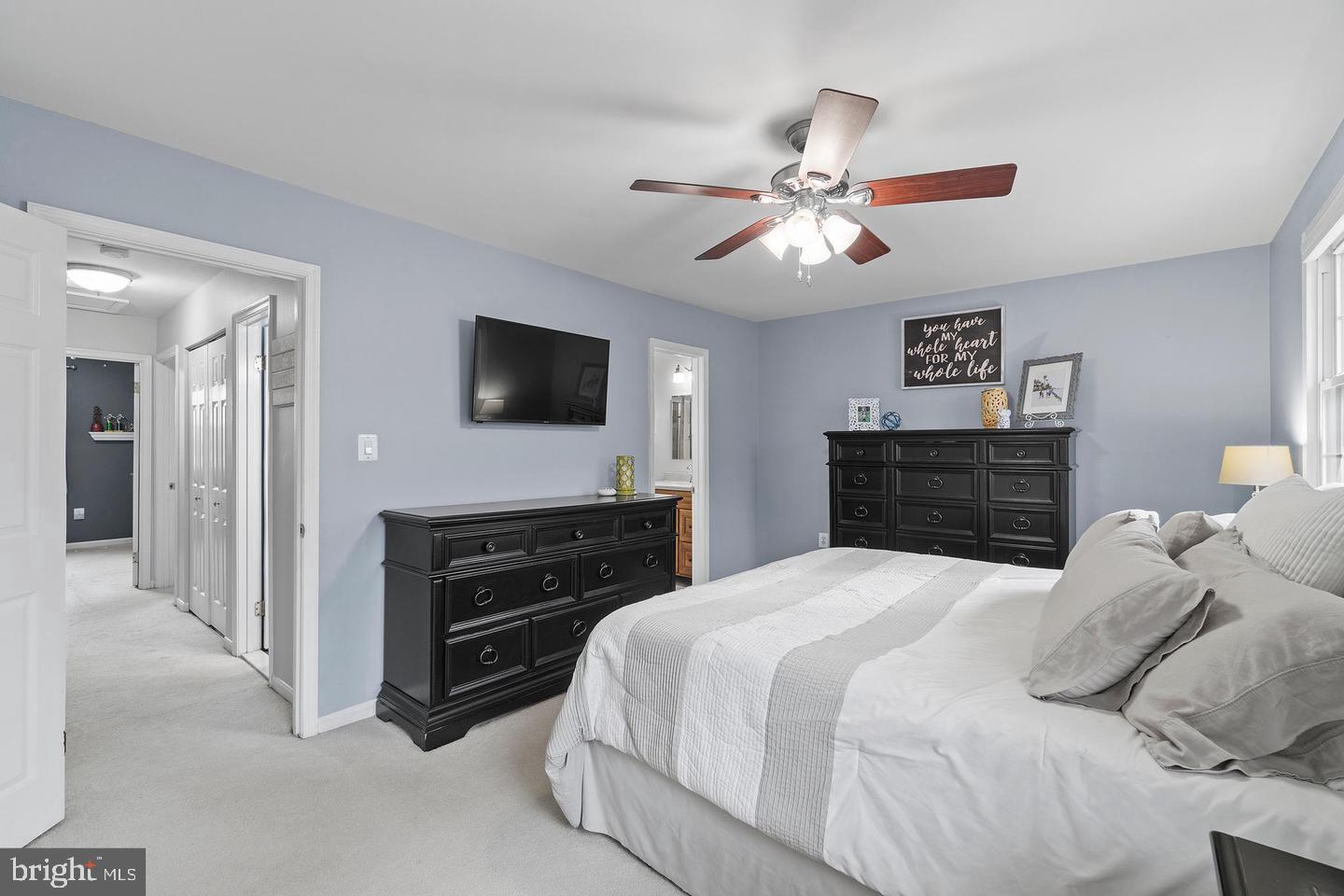 9979 Whitewater Dr Property Photo 18